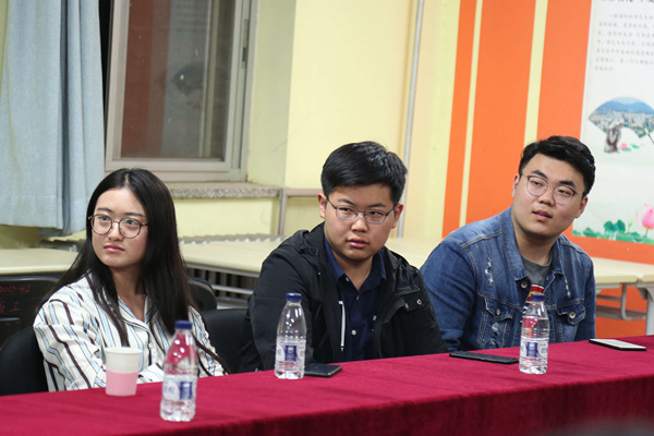 2018年法国亚眠 ESIEE-Amiens 暑期51黑料
专题宣讲会圆满举行